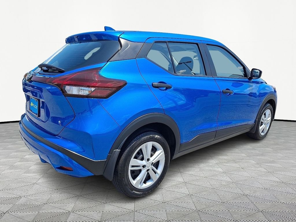 Used 2025 Blue Nissan S image 7