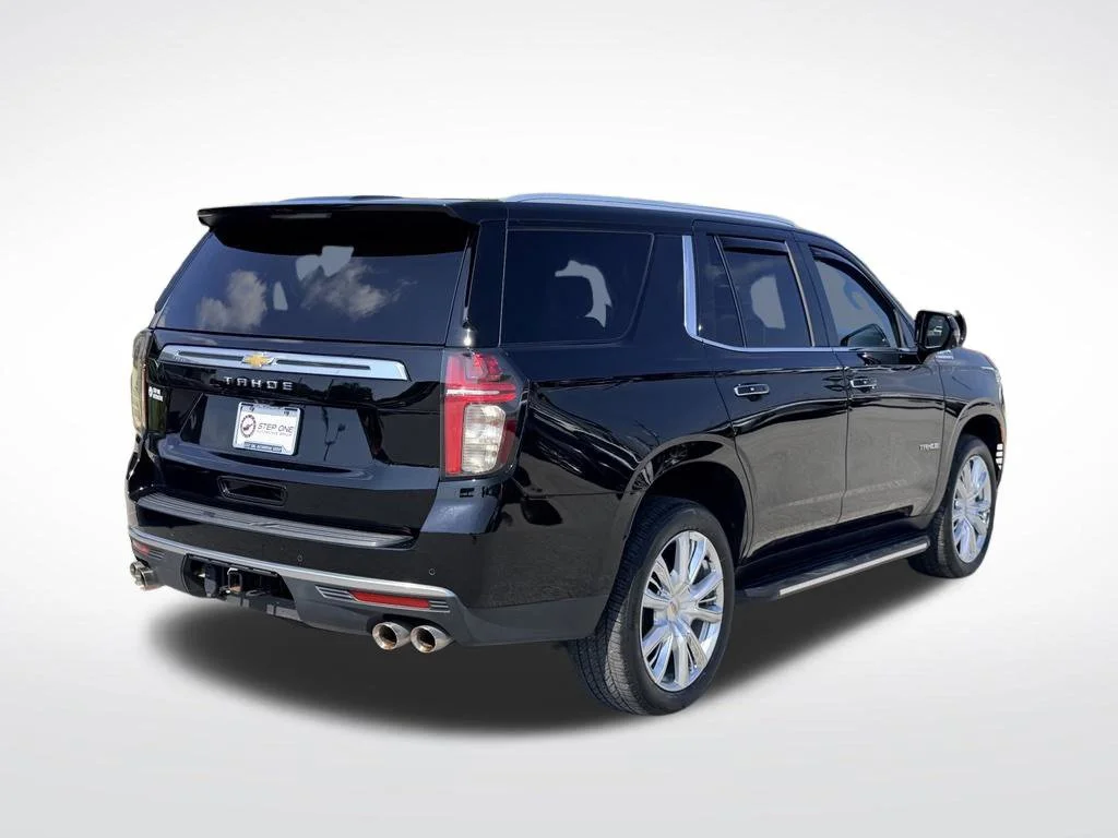 Used 2023 Black Chevrolet High Country image 7