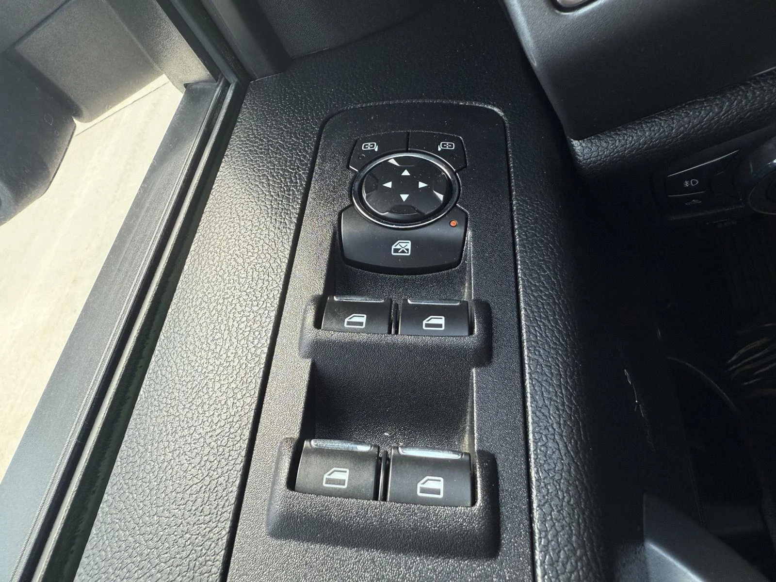 Used 2020 Agate Black Ford XLT image 12