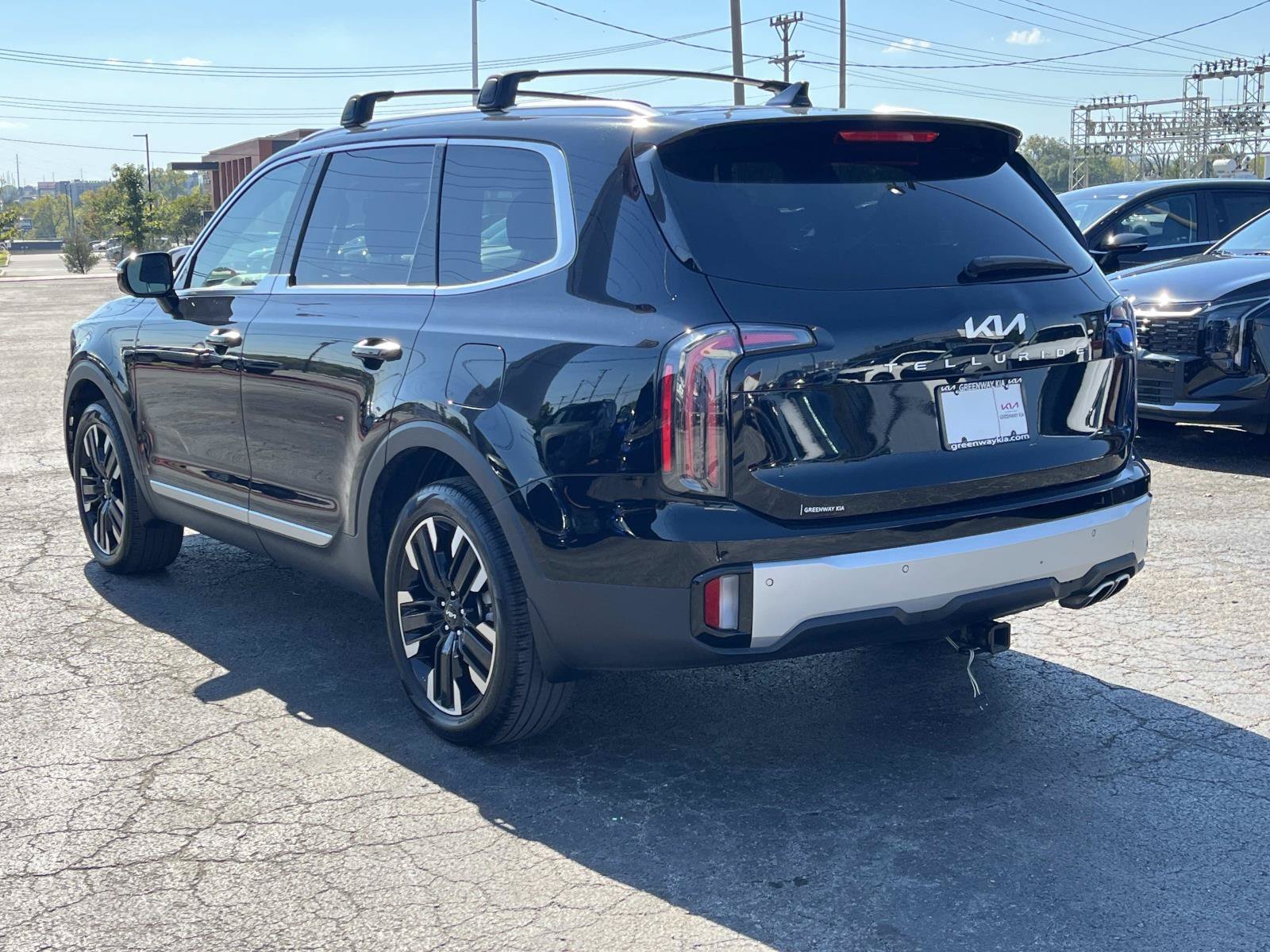 Used 2024 Ebony Black Kia SX image 5