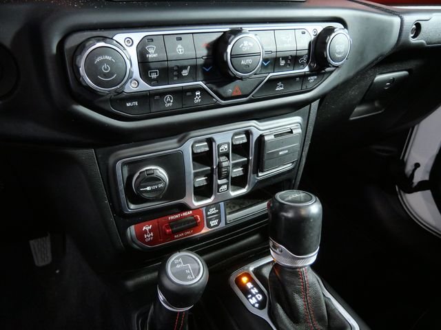 Certified Used 2020 White Jeep Rubicon image 21