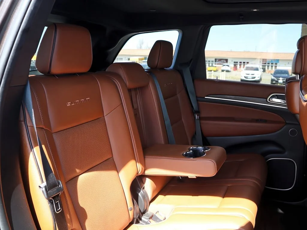 Used 2017 Luxury Brown Pearl Jeep Summit image 28