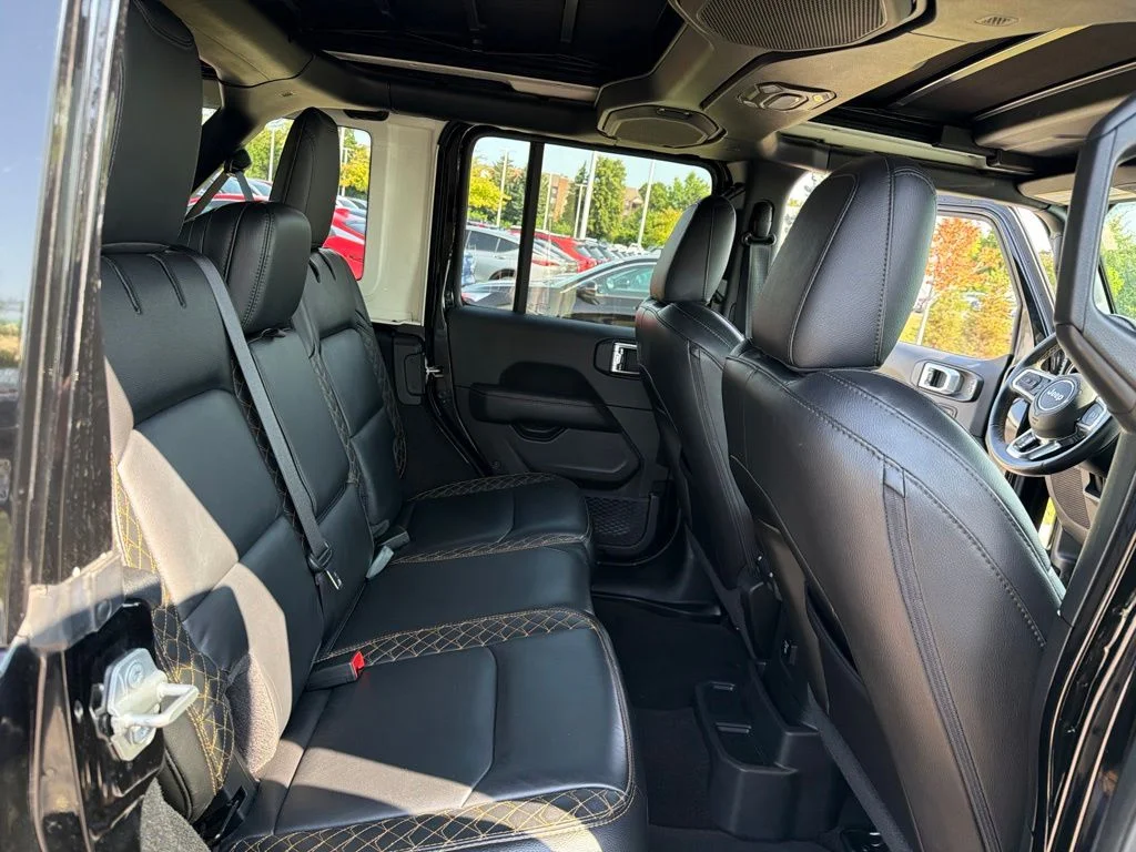 Used 2021 Black Jeep Unlimited Sahara High Altitude image 22