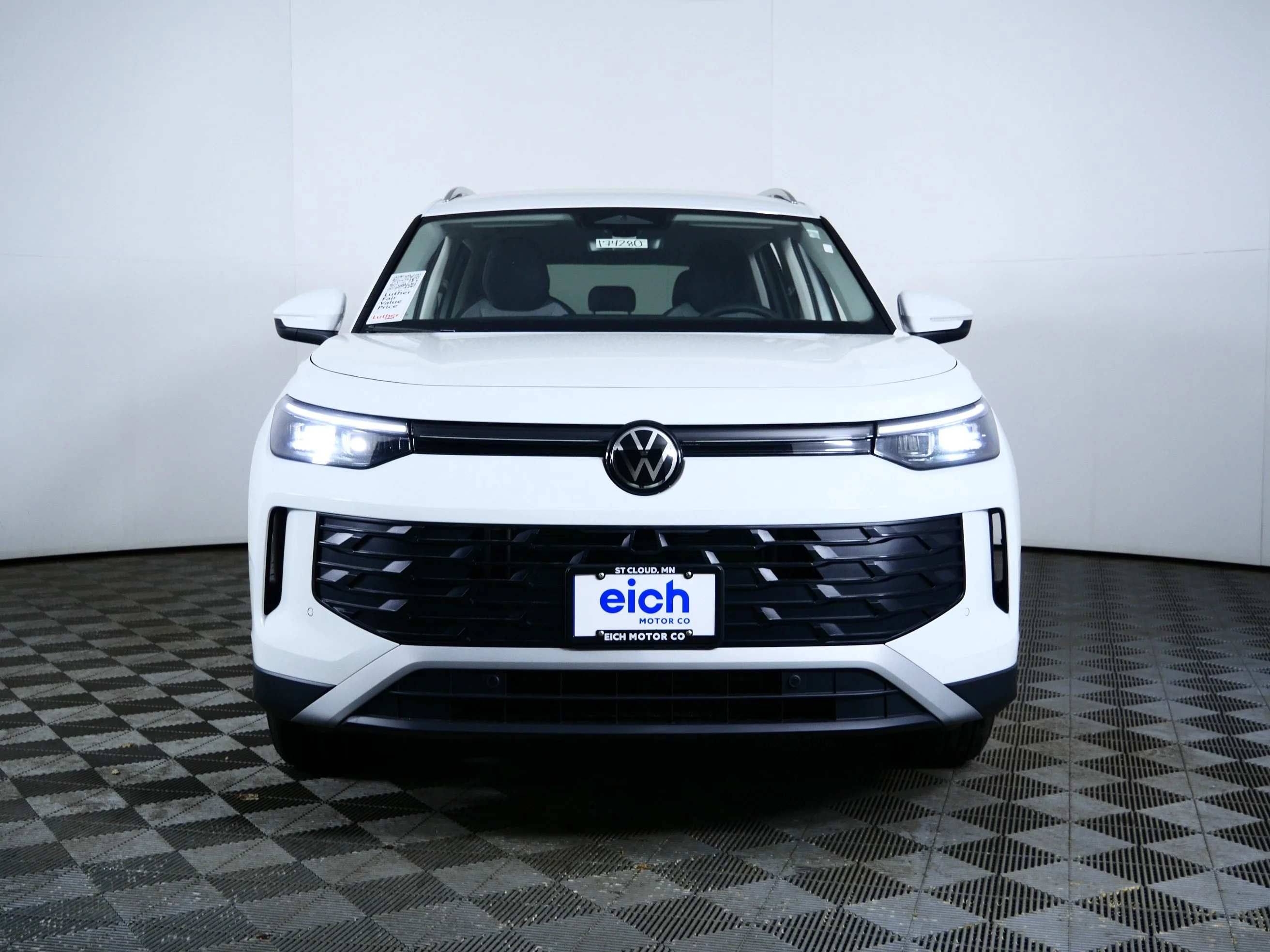 New 2026 Pure White Volkswagen S image 2