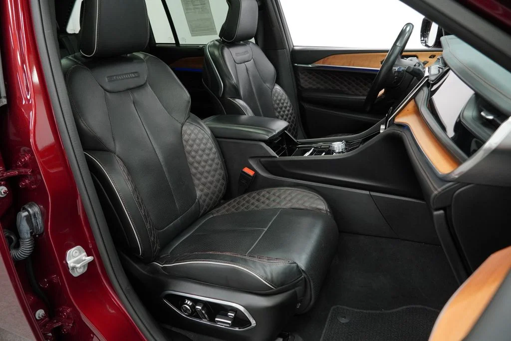 Used 2022 Red Jeep Summit Reserve 4xe image 48