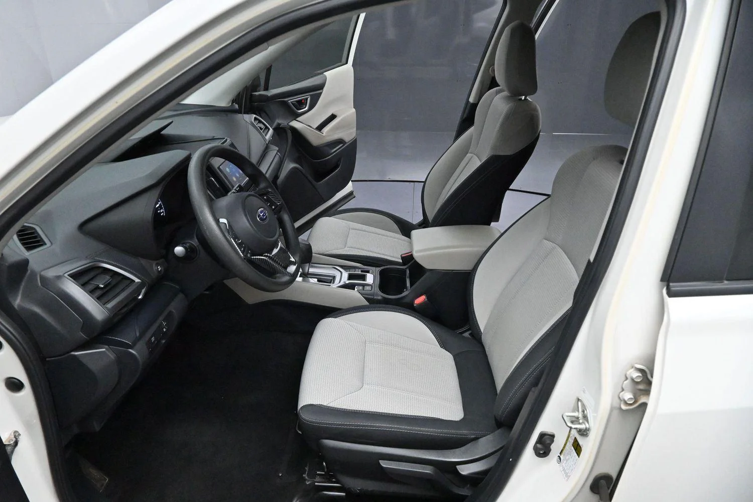 Used 2021 Crystal White Pearl Subaru Base image 11
