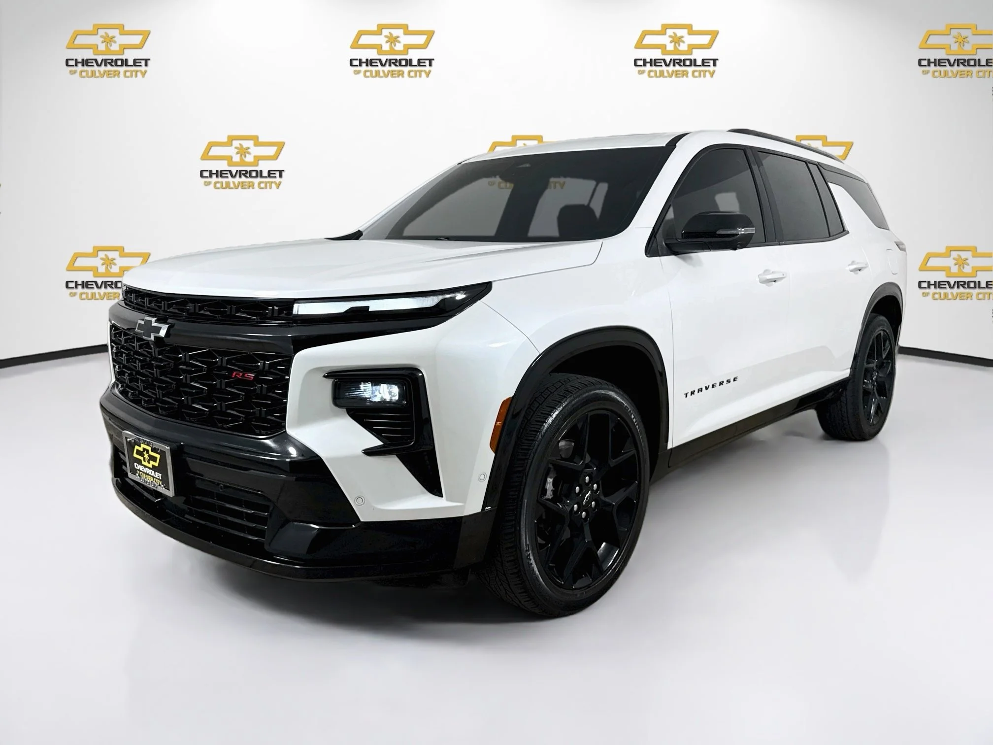 Used 2024 Iridescent Pearl Tricoat Chevrolet RS image 3