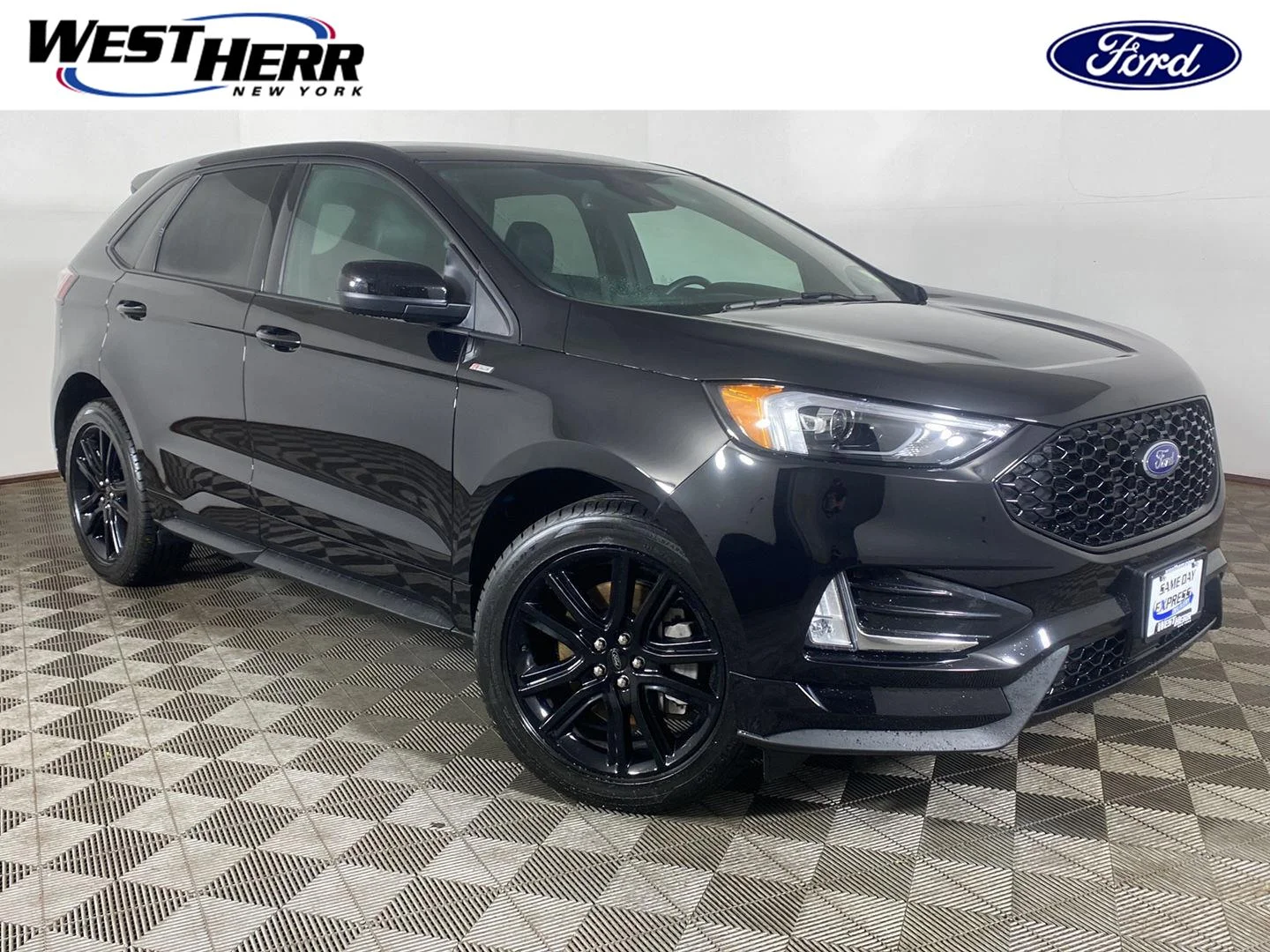 Used 2023 Agate Black Ford ST-Line image 1