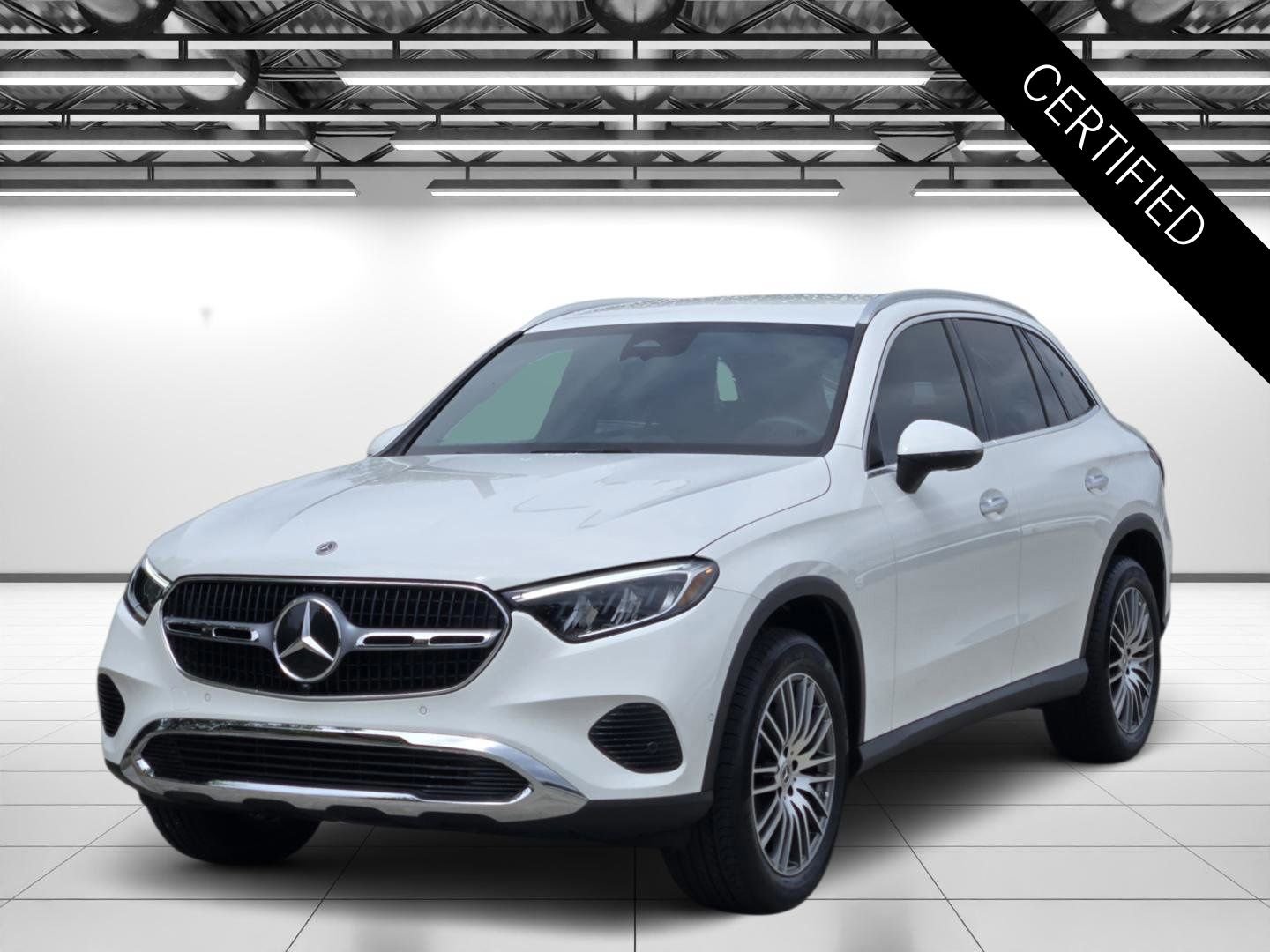 Certified Used 2026 Polar White Mercedes-Benz GLC 300 image 5