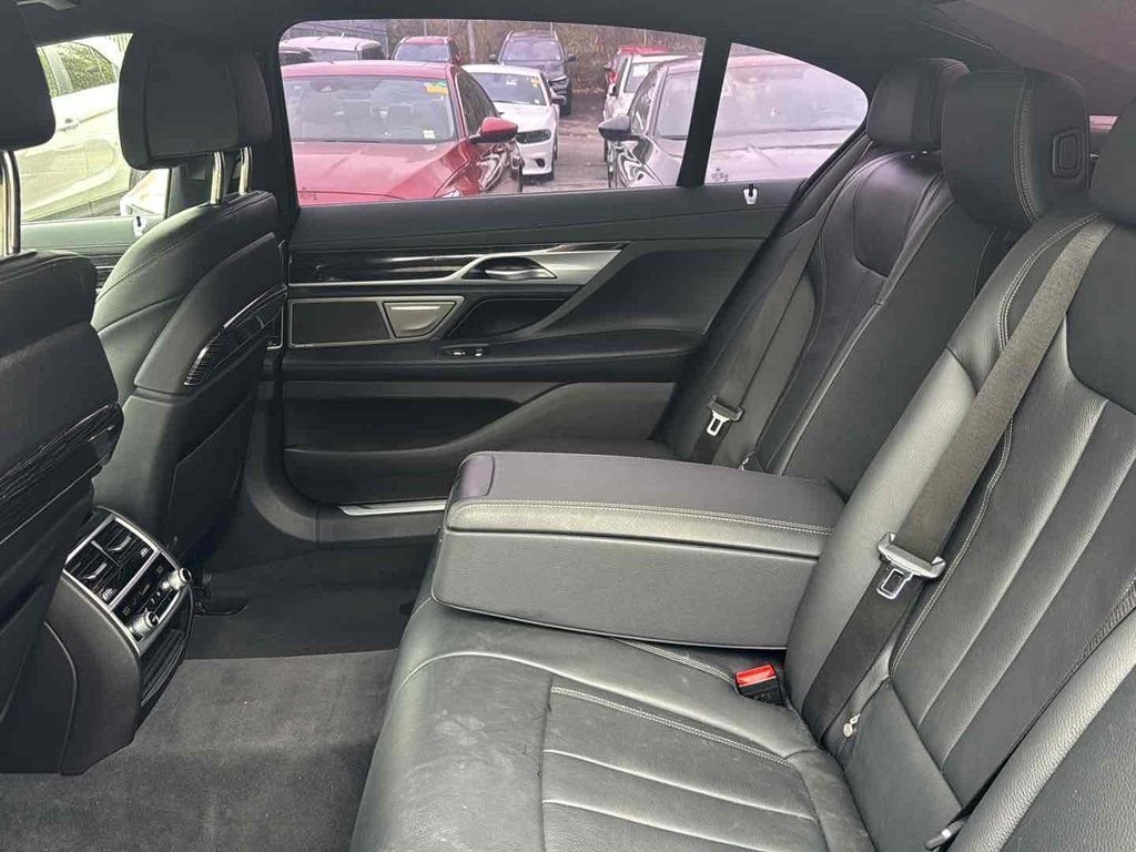 Used 2022 Black BMW 740i image 28