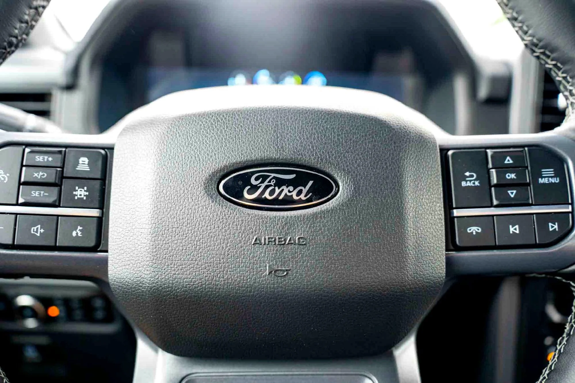 New 2026 Agate Black Metallic Ford XLT image 12