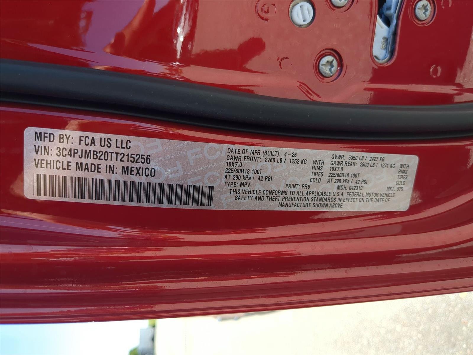 New 2026 Red Hot Pearl-Coat Exterior Paint Jeep Limited image 32