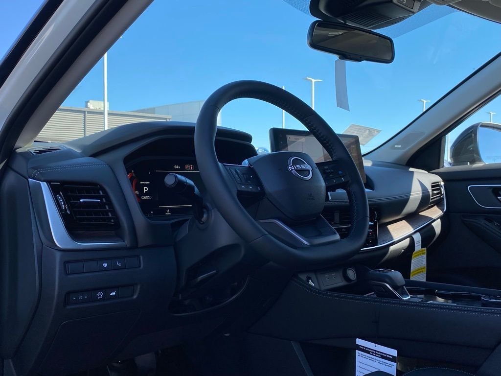 2026 Nissan Rogue Platinum - Photo 12