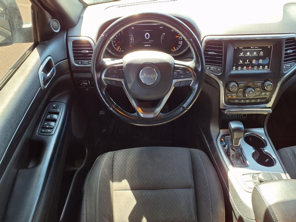 Used 2020 Gray Jeep Laredo image 11