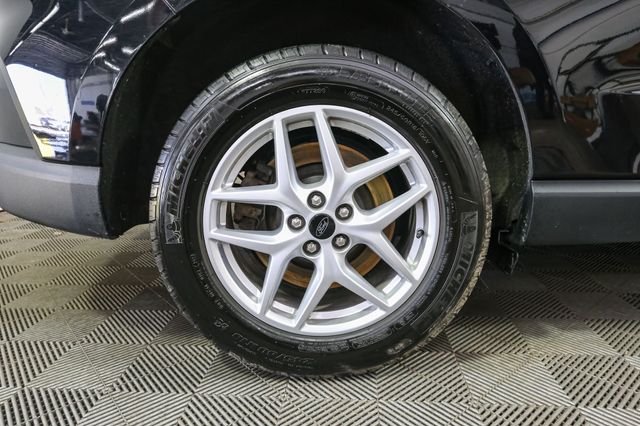 Used 2024 Black Ford SEL image 16
