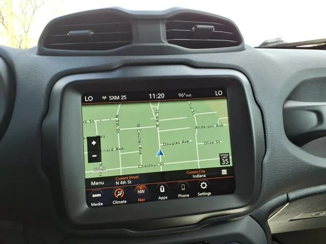 2023 Jeep Renegade Latitude - Photo 23