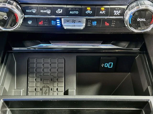 New 2026 Ford F-350SD Lariat