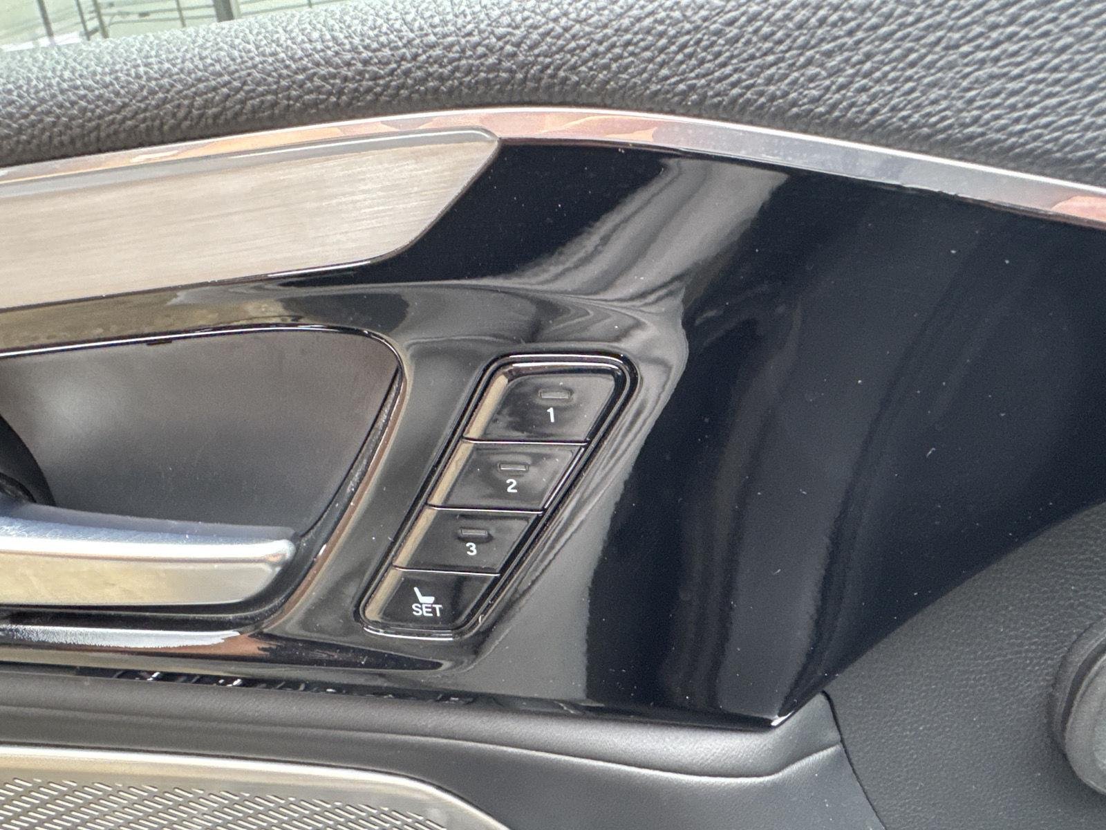 Used 2023 Liquid Carbon Metallic Acura SH-AWD w/Tech image 14