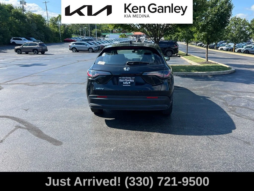 Used 2024  Honda LX image 6