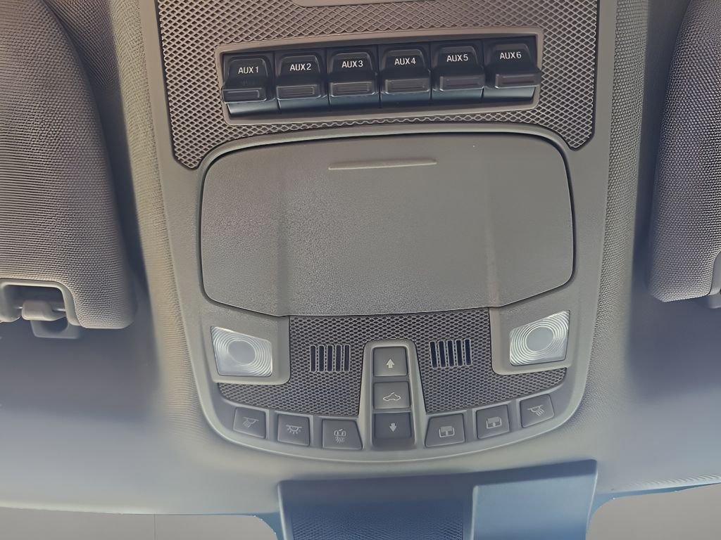 Used 2021 Carbonized Gray Metallic Ford LARIAT image 20