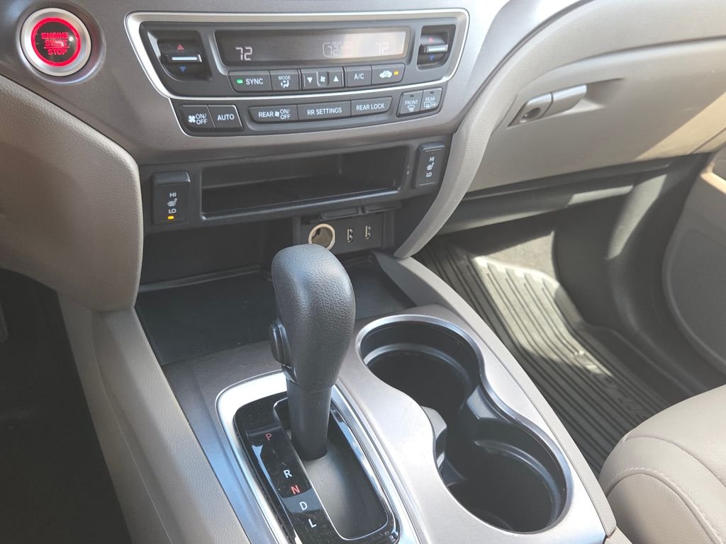 Used 2016  Honda EX-L image 25