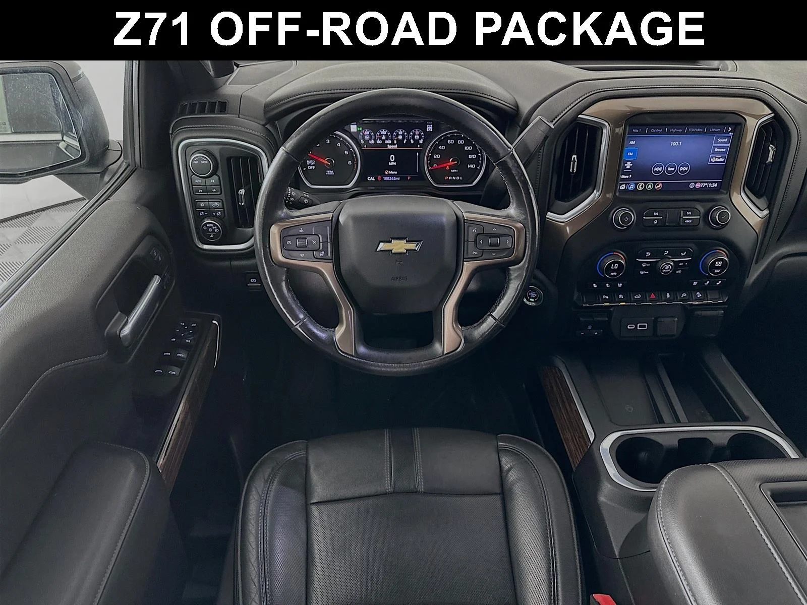 Used 2020 Chevrolet Silverado 1500 High Country with VIN 1GCUYHEL4LZ294174 for sale in Winona, Minnesota