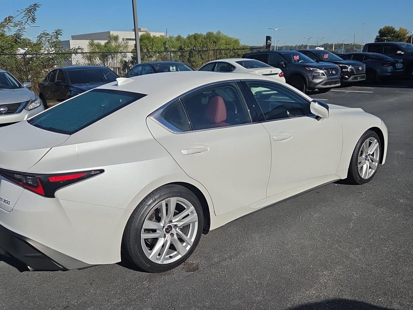 Used 2023 WHITE Lexus IS 300 image 3