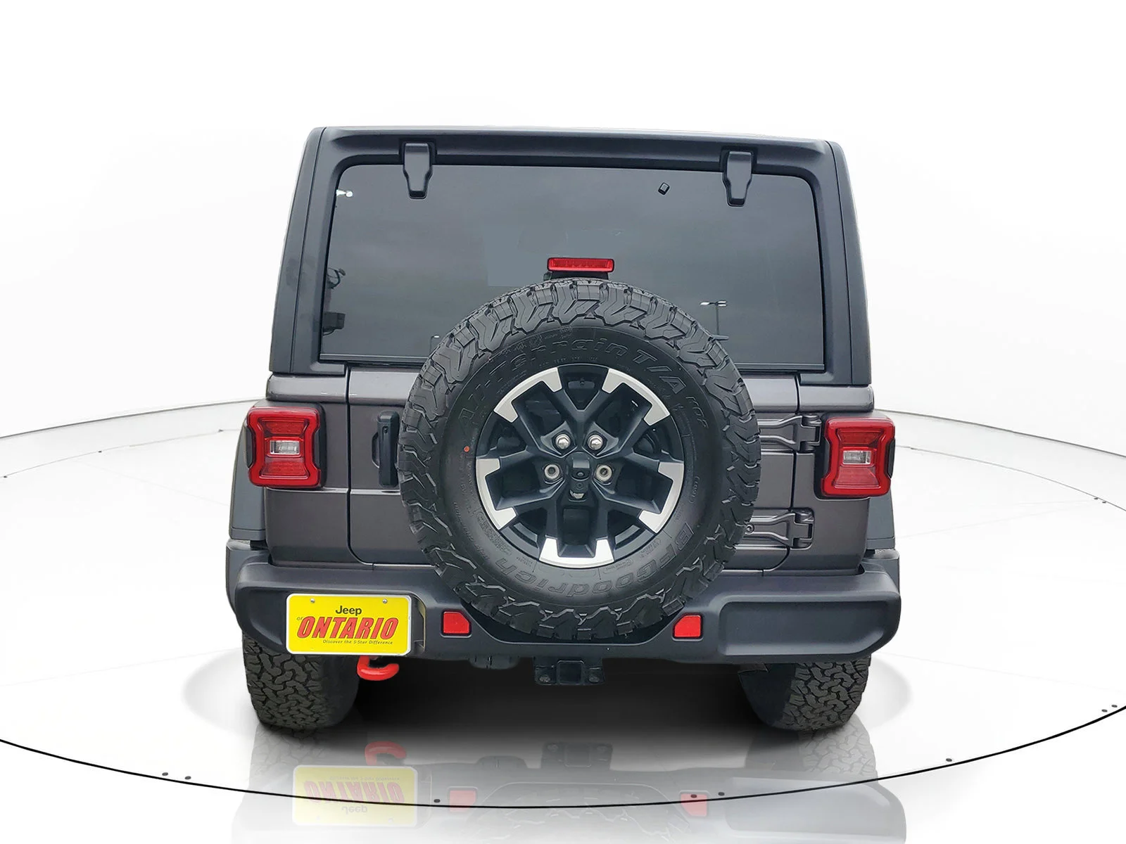 Certified Used 2026 Gray Jeep Rubicon image 4