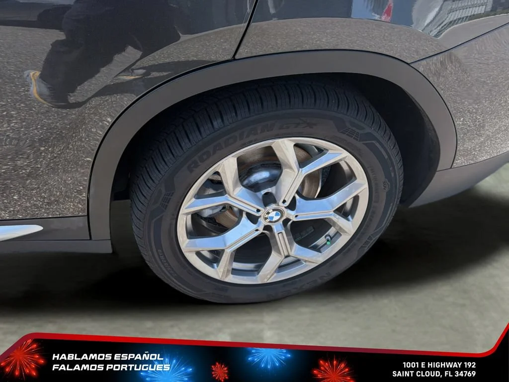 Used 2023  BMW xDrive30i image 36
