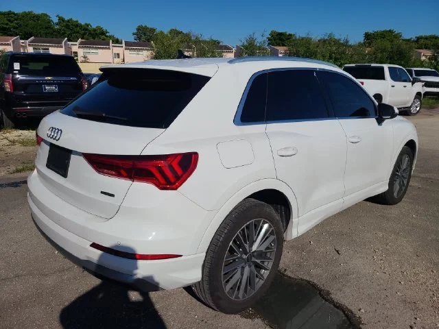 Used 2022 White Audi Premium image 3