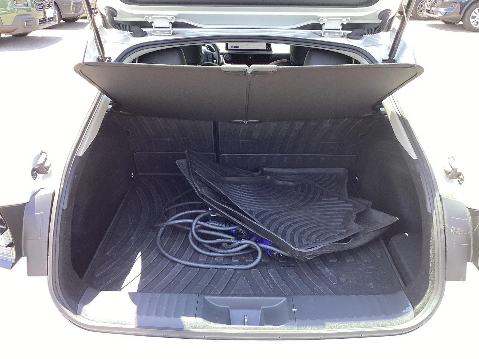Used 2023 Wind Chill Pearl Toyota XSE image 7