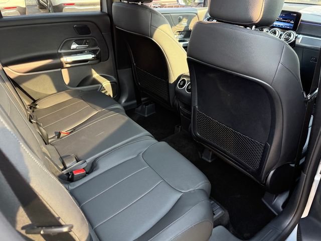 New 2026 Cirrus Silver Metallic Mercedes-Benz GLB 250 image 27