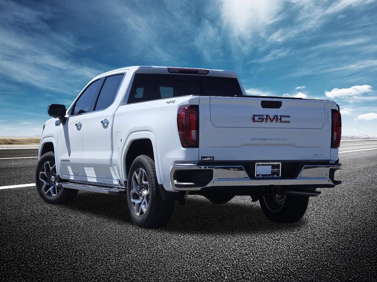 2026 GMC Sierra 1500 SLT - Photo 18