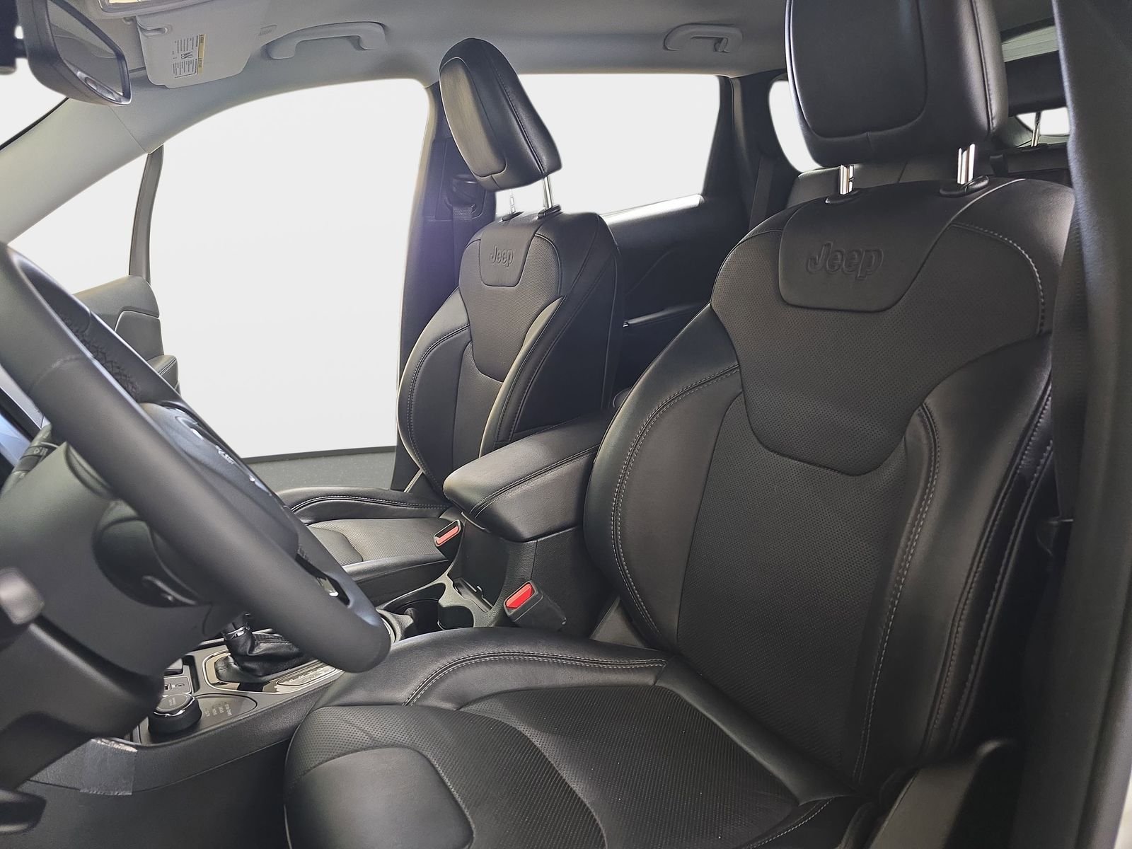 2023 Jeep Cherokee Altitude Lux - Photo 17