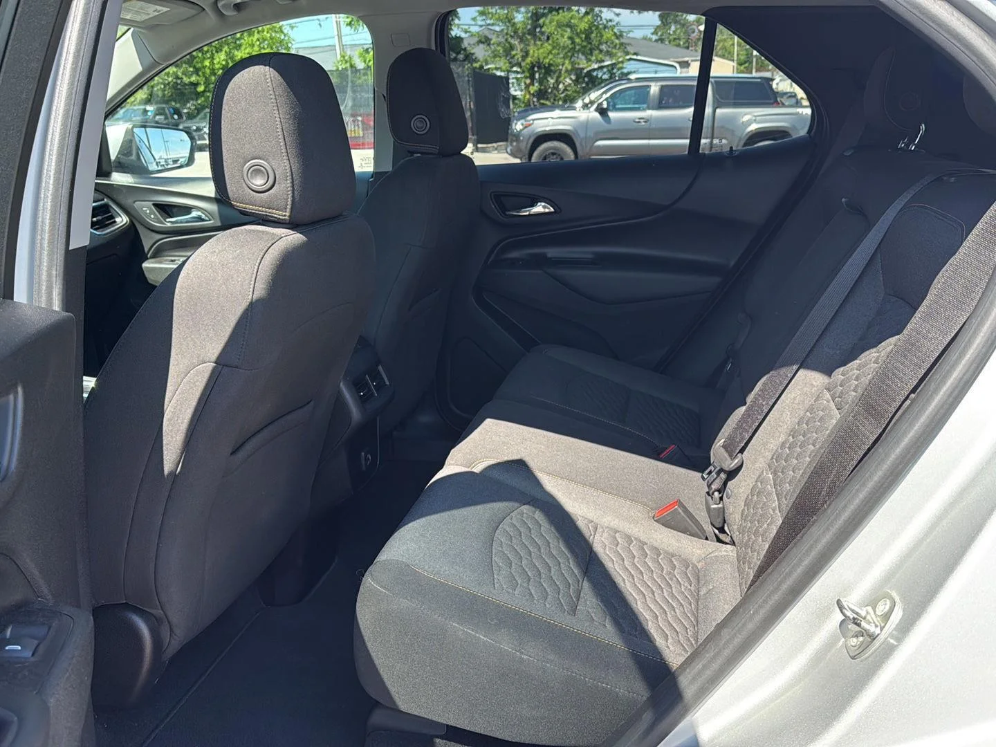 Used 2019 SILVER ICE METALLIC Chevrolet LT image 10