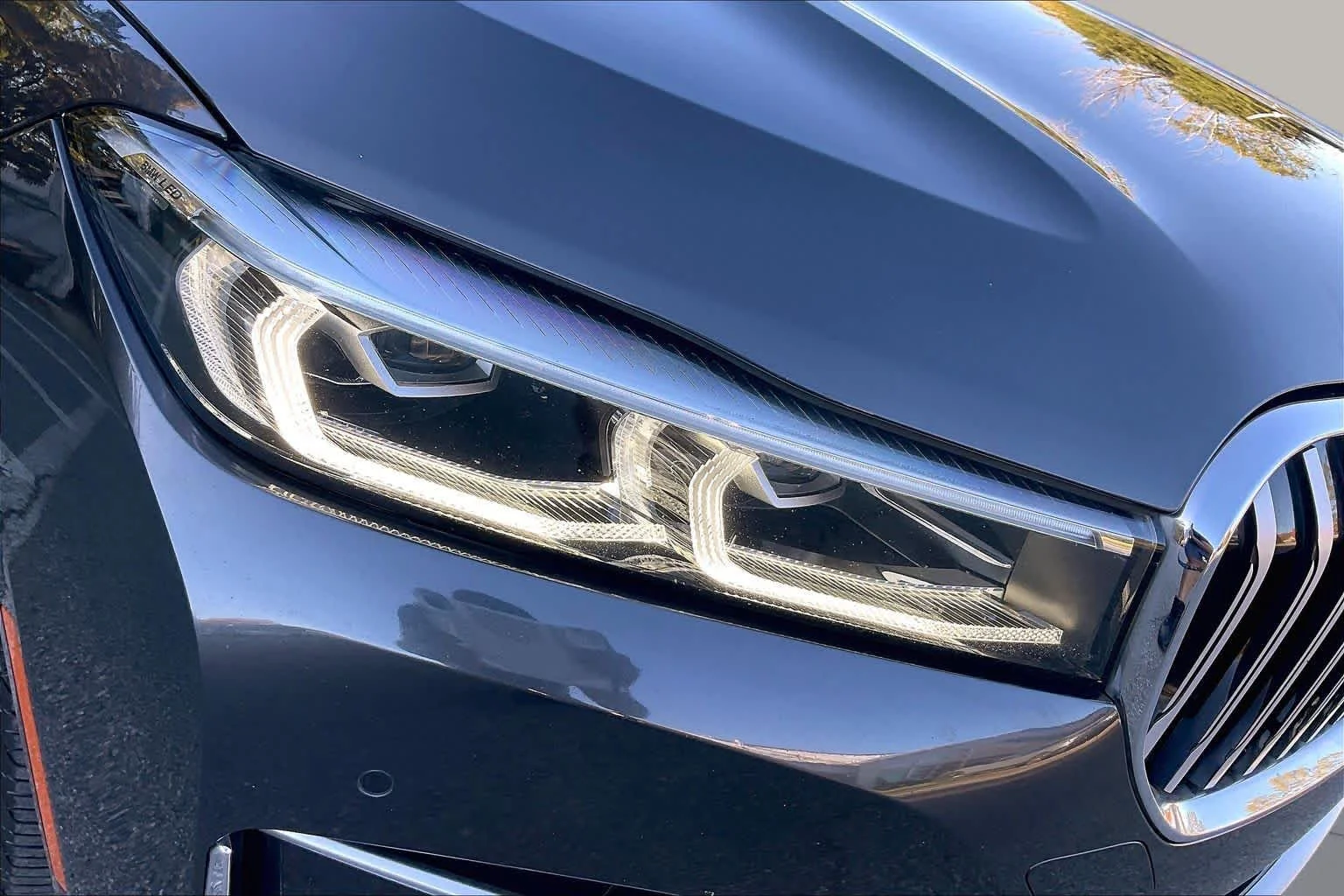 Used 2022 Dark Graphite Metallic BMW 750i xDrive image 26