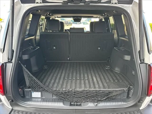 Used 2025 White Toyota Base image 34