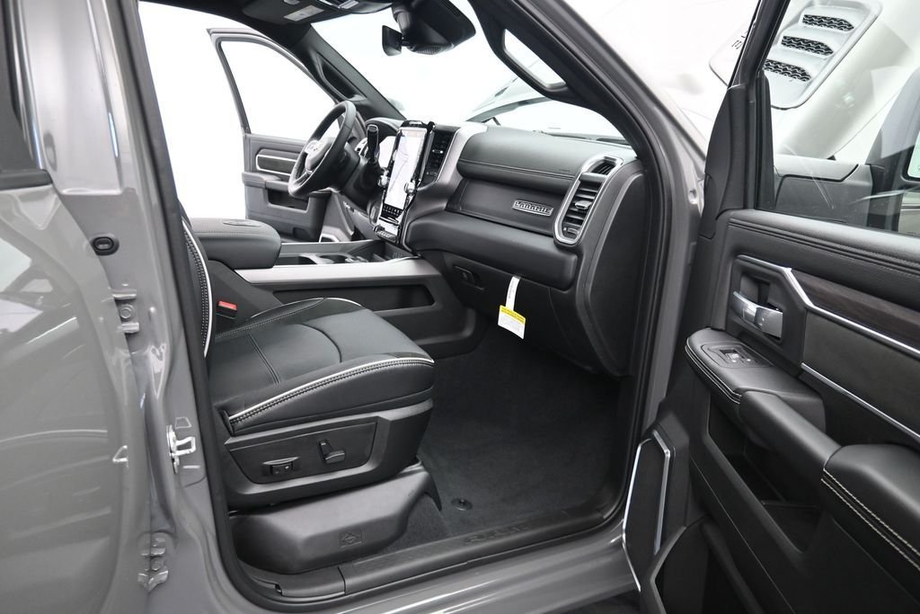 New 2026 Ceramic Gray Clear-Coat Exterior Paint RAM Laramie image 16