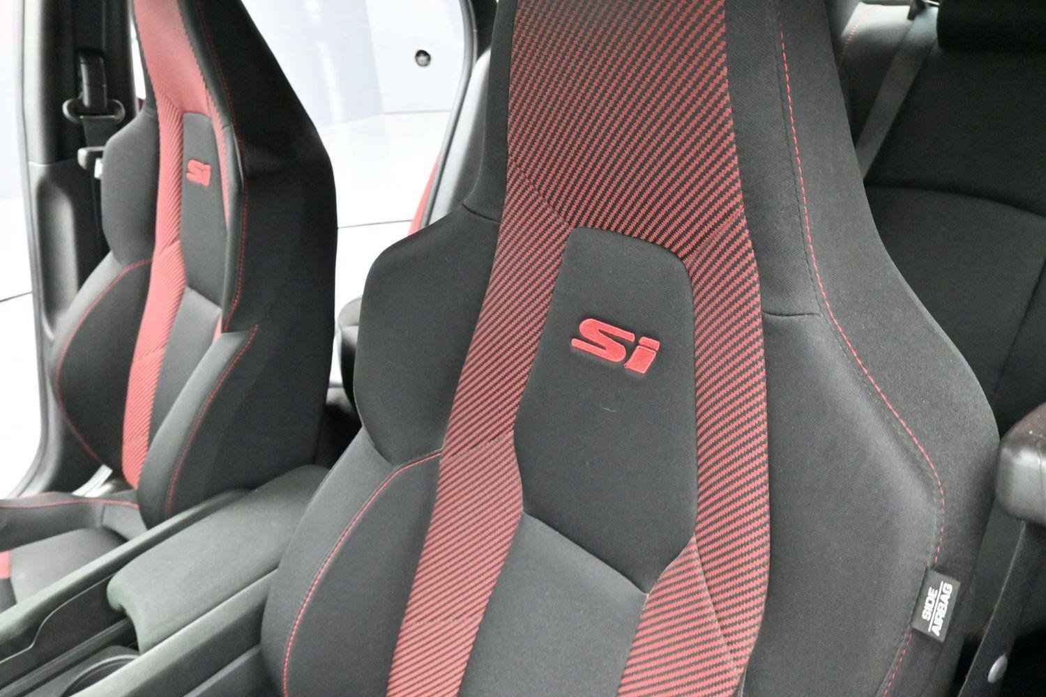 Used 2020 Rallye Red Honda SI image 13