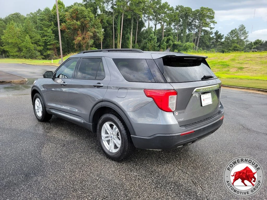 Used 2023 Gray Ford XLT image 3