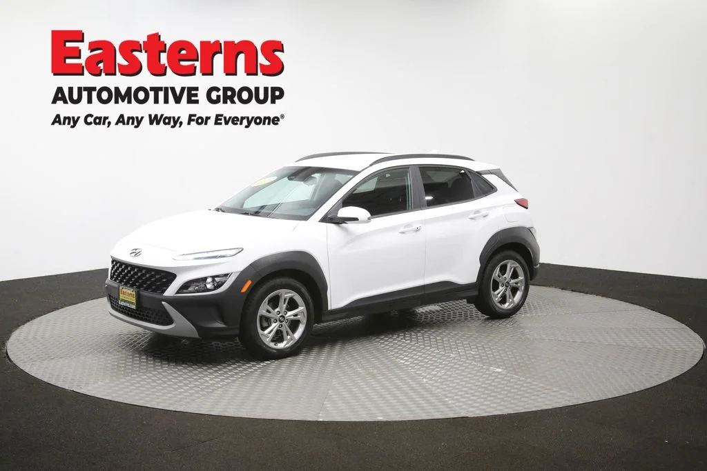 Used 2023 White Hyundai SEL image 55