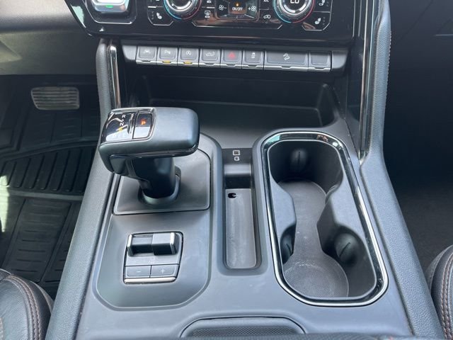 Used 2024 White GMC AT4 image 44