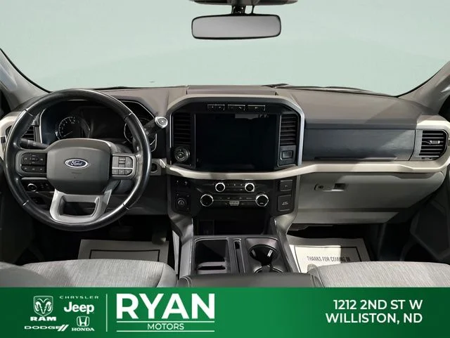 Used 2021 White Ford XLT image 9