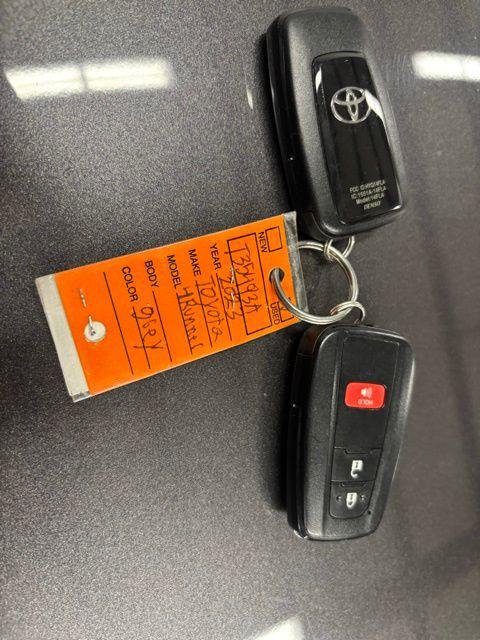 Certified Used 2023 MAGNETIC GRAY MET. Toyota  image 25