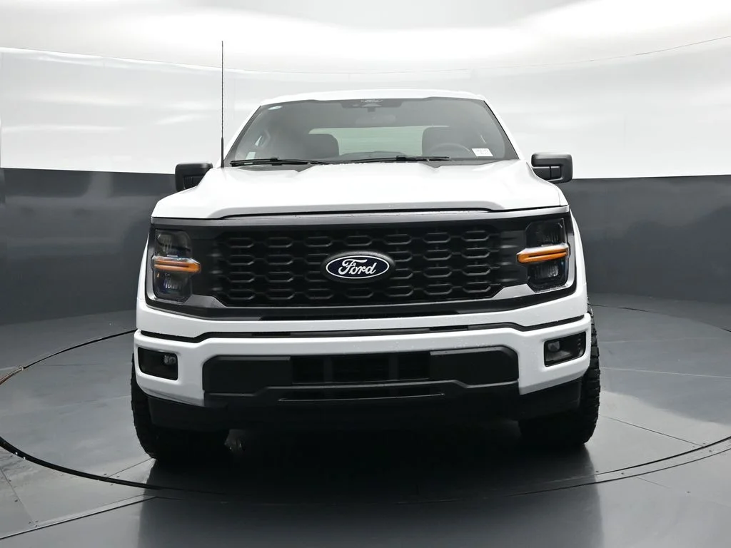 New 2026 Oxford White Ford STX image 16