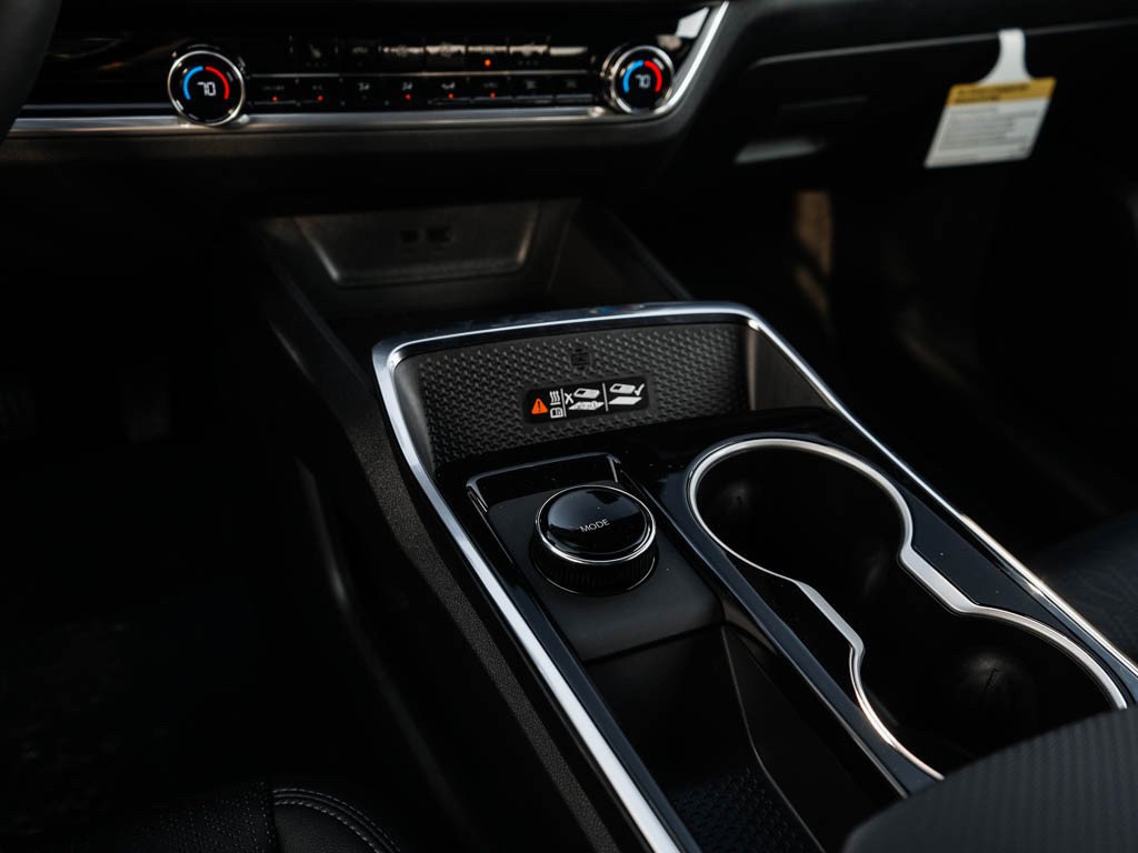 2027 Chevrolet Equinox LT - Photo 26