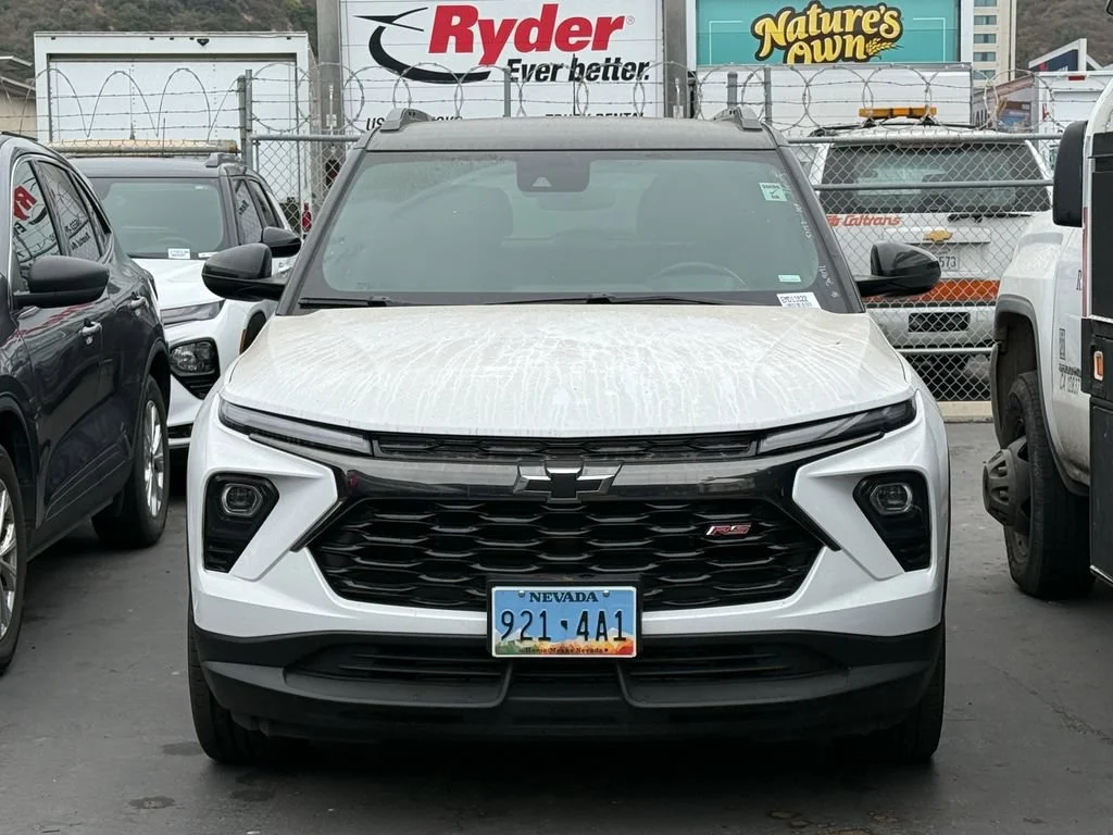 Used 2024 Summit White Chevrolet RS image 13