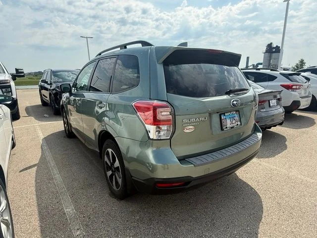 Used 2018 Green Subaru 2.5i Premium image 2