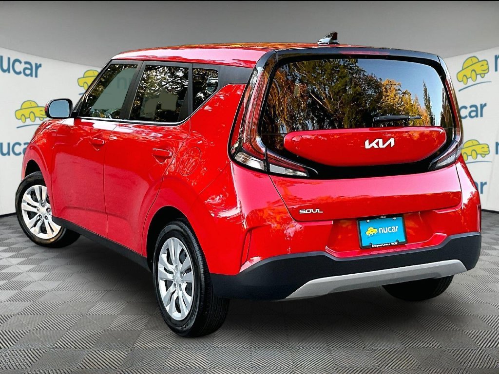 Used 2023 Red Kia LX image 4