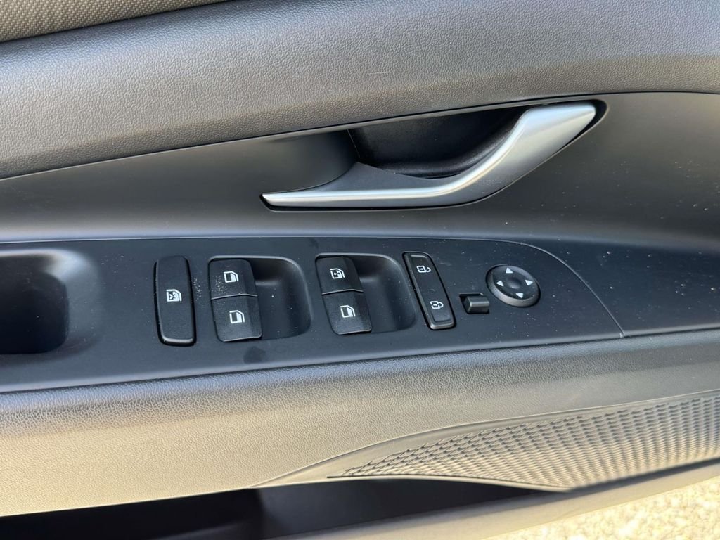 Used 2023 Silver Hyundai Limited image 18